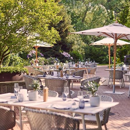 Vila Vita Rosenpark Marburg Exterior foto The Terrace at the Hotel de la Paix