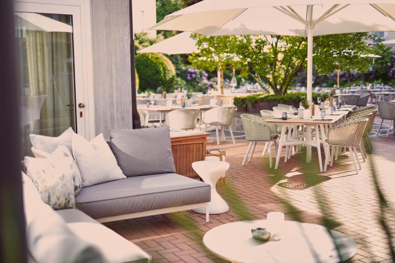 Vila Vita Rosenpark Marburg Exterior foto The Terrace at the Hotel